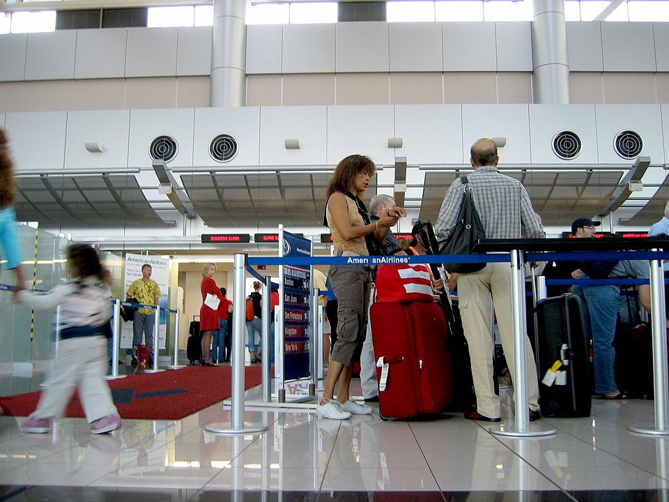 Arriving at your destination only to lose your checked bags is a major frustration for travelers. Even if you receive your luggage, mishandling might damage it.