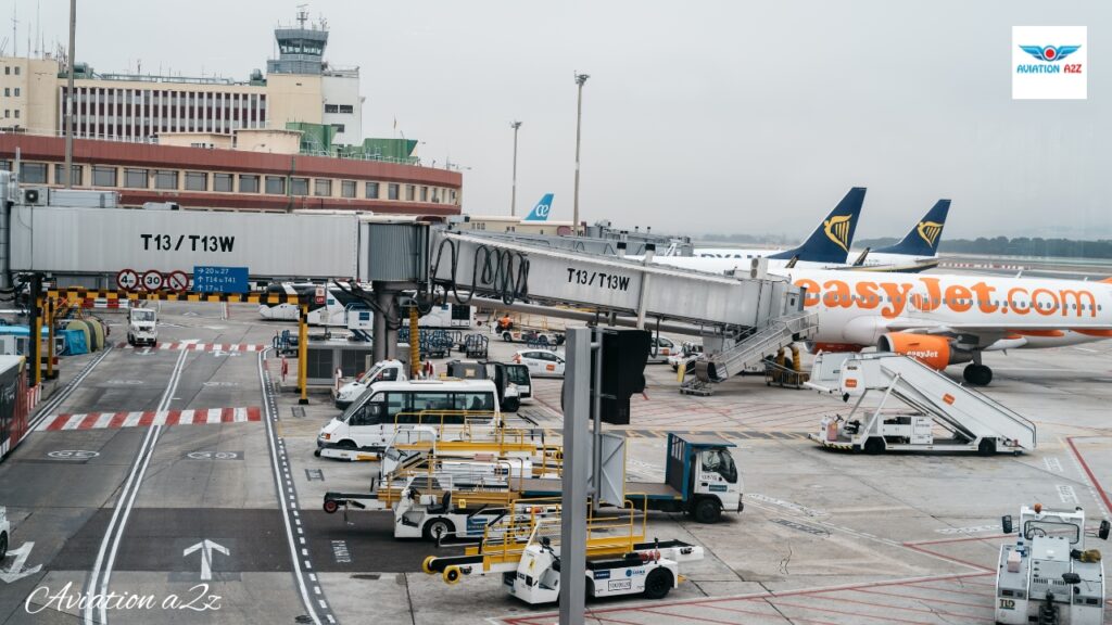 This morning (July 28, 2023), a fire alarm activation led to the evacuation of hundreds of passengers at London's Gatwick Airport. Crowds gathered outside the airport's north terminal, and a fire crew was observed ascending an escalator.