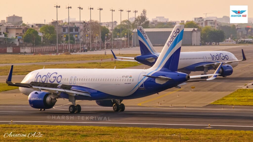 IndiGo (6E) flight from Kolkata (CCU) to Chennai (MAA) makes an emergency landing back at CCU due to smoke detection inside the forward cargo hold of the aircraft