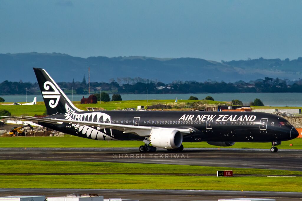 Air New Zealand (NZ), based in Auckland, has entered into an agreement with Air Lease Corporation to lease a Boeing 777-300ER for a three-year period.