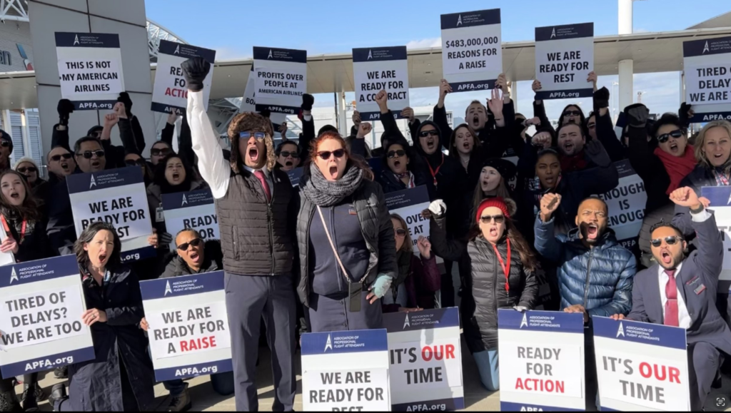 American Airlines Attendant Might Go on Strike if New Contract...