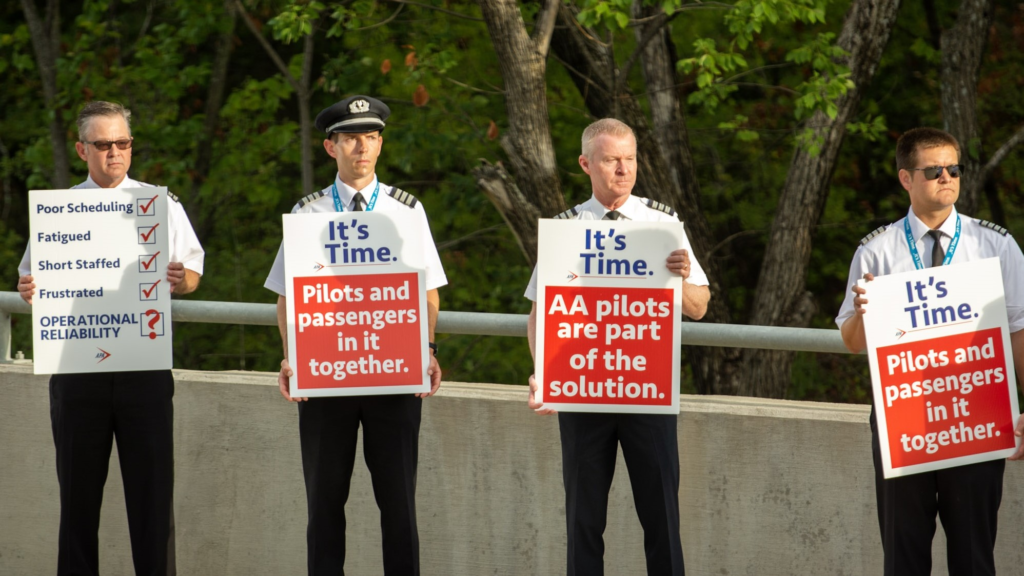 The proposed deal, which also includes back-dated raises dating back to 2020 and additional increases in the coming years, will be put forward for a ratification vote by the Allied Pilots Association (APA) members, the union representing over 15,000 pilots at American Airlines.