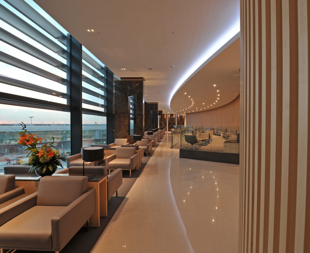 Air Canada (AC) has inaugurated its latest addition to the Maple Leaf Lounge network with the opening of a state-of-the-art lounge at San Francisco International Airport (SFO).