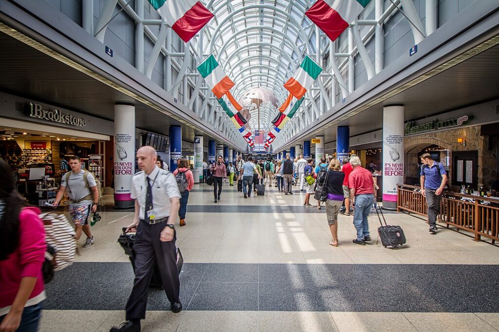  American Airlines (AA) and United Airlines (UA) are advocating for a slowdown or halt to the expansion of Chicago O'Hare that they initially approved in 2018.