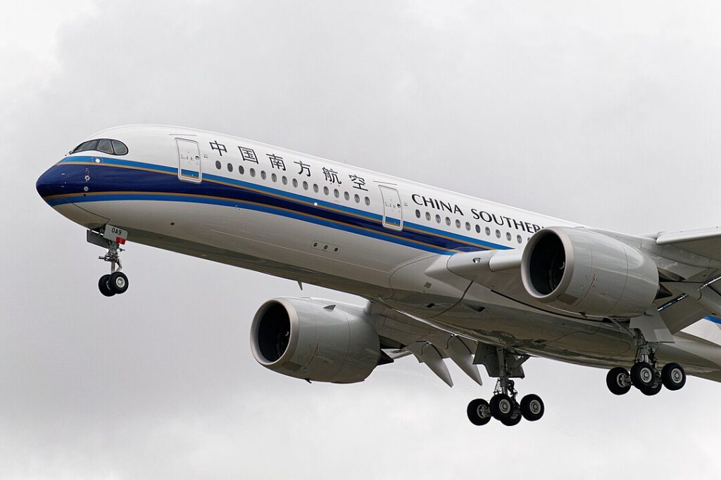 China Southern Airlines (CZ) Airbus A350 took off from Wuhan (WUH), the capital of Hubei Province in central China, on Friday morning, carrying 270 passengers destined for Heathrow Airport (LHR) in London.