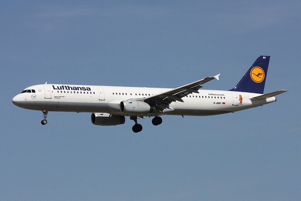GERMANY- Lufthansa (LH) Airline pilot, who was instructed to change the aircraft's course from Catania to Malta, expressed his dissatisfaction with the decision in a weird way. He flew the plane in a flight pattern resembling a penis, which amused plane watchers.
