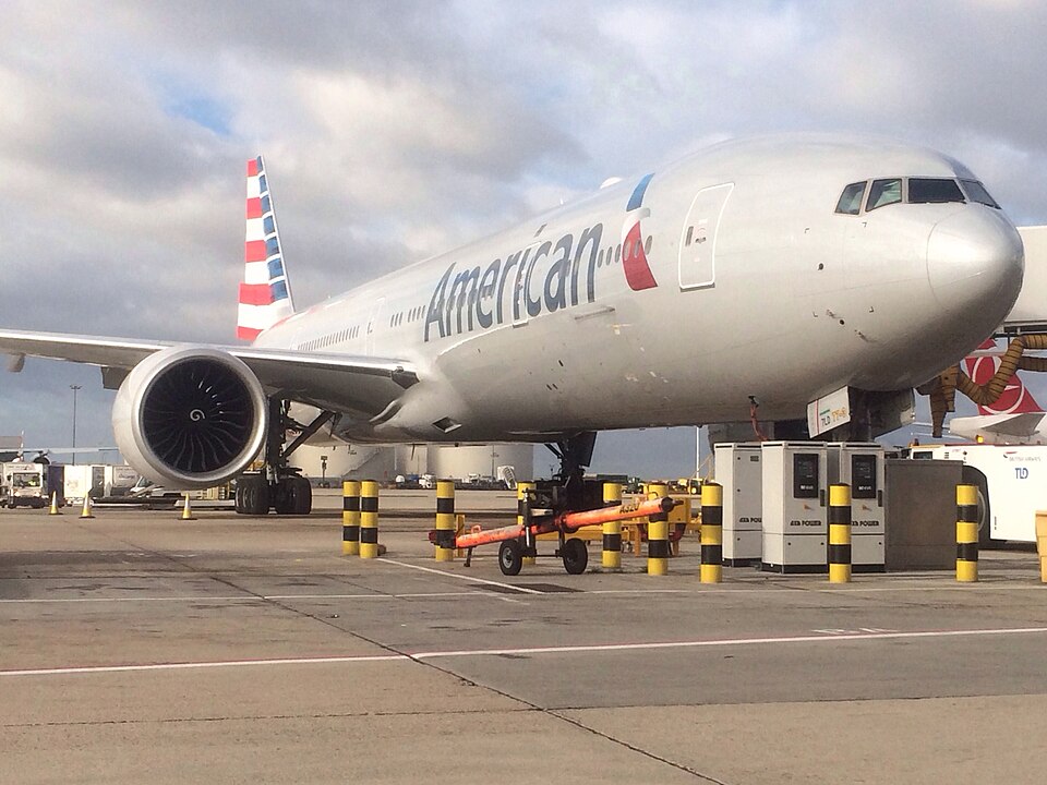 American Airlines (AA) flight from Los Angeles (LAX) to London (LHR) made a U-turn after the cabin crew reported toilets were not working and choked.