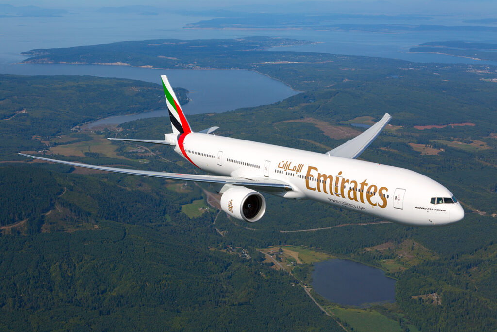 UAE- Emirates Airlines (EK) will resume its flight schedules to Nigeria following a meeting between the leaders of both countries. During this meeting, the United Arab Emirates (UAE) agreed to lift the visa ban imposed on Nigerian travelers.