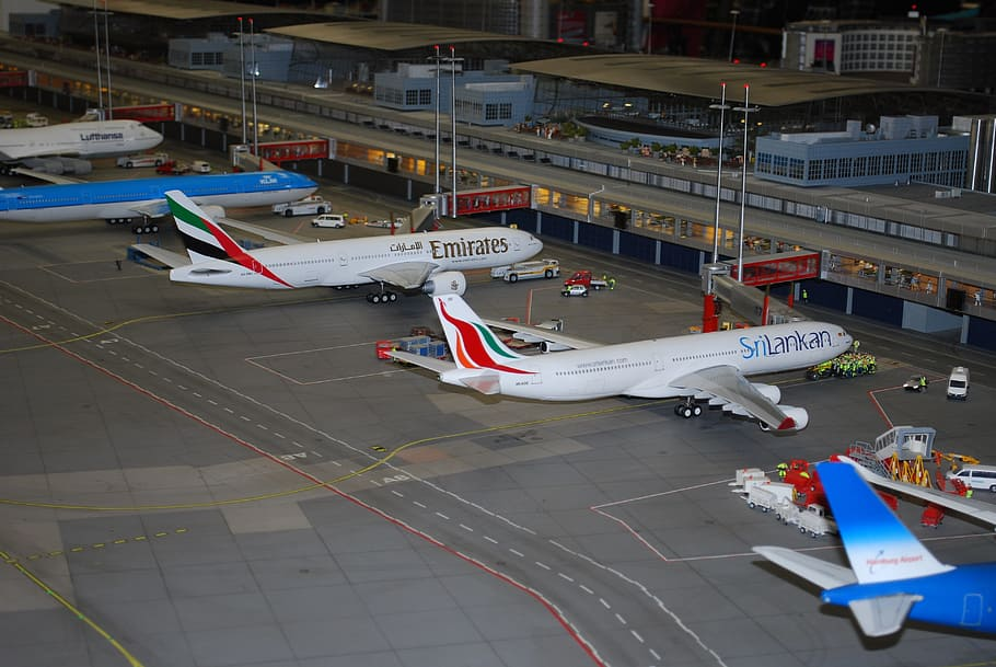 SriLankan Airlines (UL), poised for privatization and having achieved an operating profit for the first time in 15 years, could become an attractive acquisition target for Gulf-based airlines such as Emirates (EK).