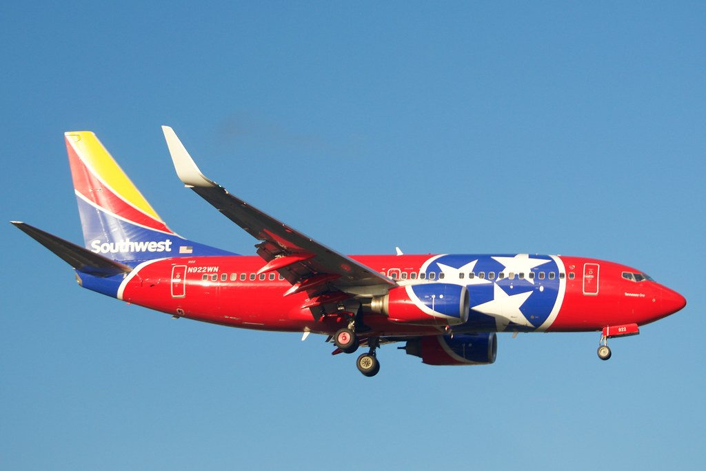 TENNESSEE- Dallas-based Southwest Airlines (WN) has strengthened its dedication to Music City by revealing plans to establish a Pilots and Flight Attendant Crew Base at Nashville International Airport (BNA) during the second quarter of 2024. 