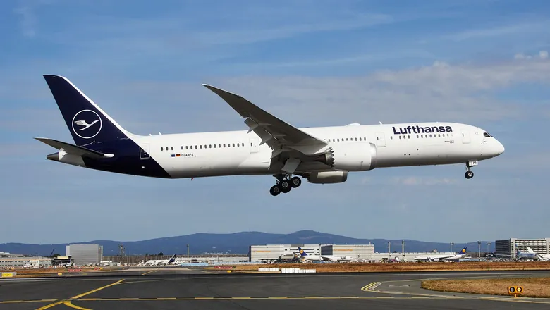 FRANKFURT- German flag carrier Lufthansa, in its most recent update to its schedule, has designated its new Boeing 787 Dreamliner aircraft for the Frankfurt (FRA)-Mumbai (BOM) route starting October 29, 2023.