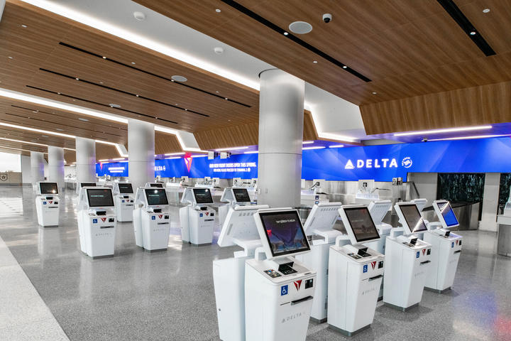 Delta's 12Status SkyMiles loyalty program returns for another