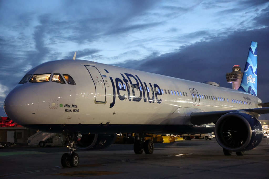 The JetBlue Airbus A321 was stationary at New York JFK airport in the United States, having recently landed from Bridgetown, Barbados, operating as flight B6662, when a major mishap occurred, causing the aircraft to tip backward.