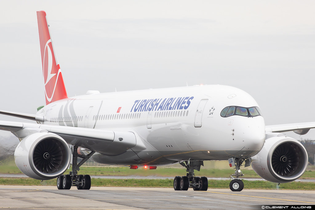 Flag carrier of Turkey, Turkish Airlines (TK), has unveiled a significant investment in its aircraft fleet by placing an order for 10 new A350 aircraft from Airbus. 