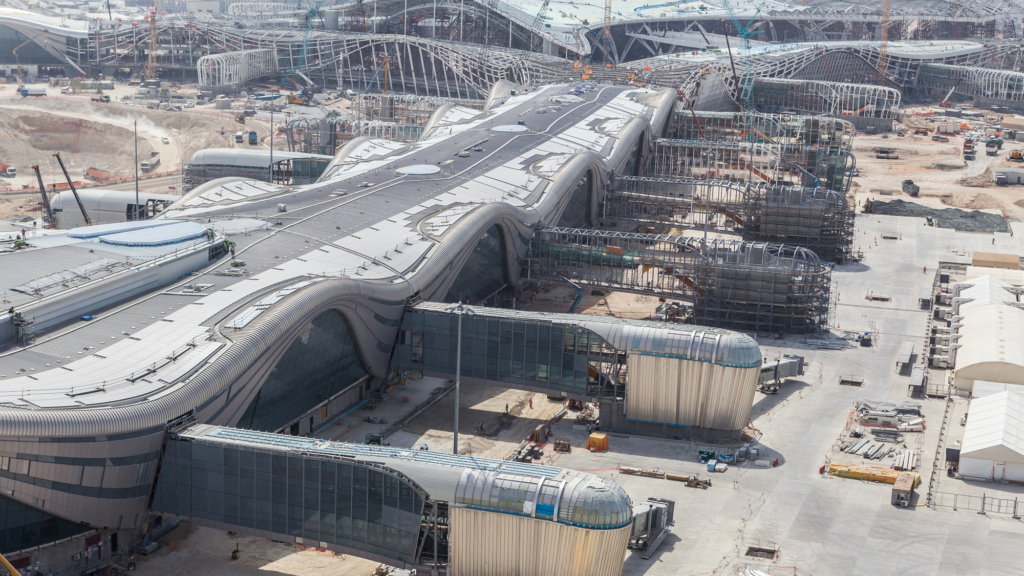 Abu Dhabi Airport Eyes Opening of New Terminal in November
