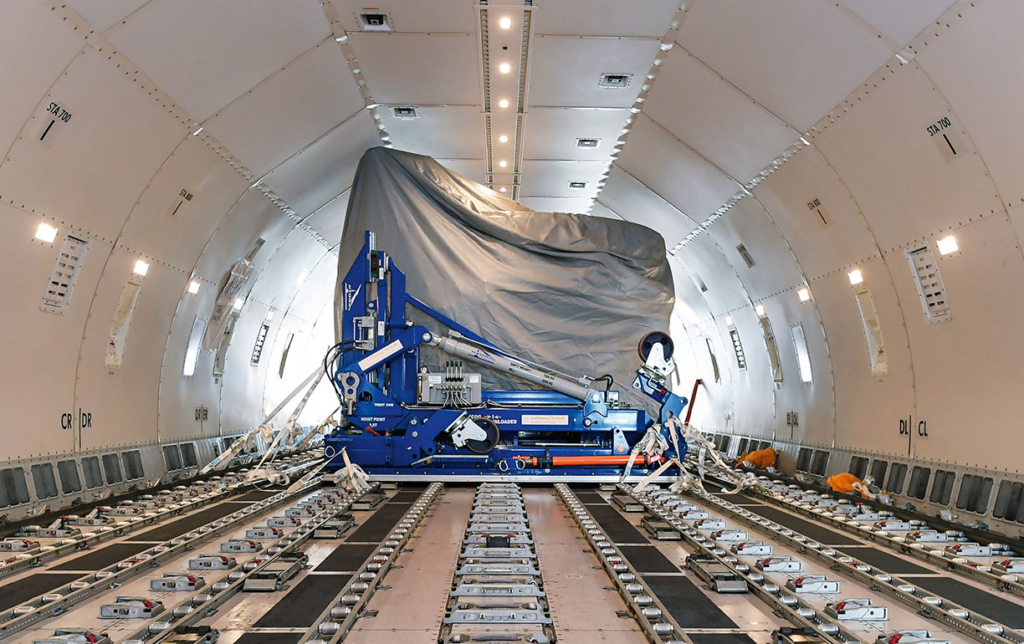  Lufthansa (LH) Cargo has achieved a significant milestone by transporting a Airbus A350 Rolls-Royce Trent XWB engine on the main deck of a Boeing 777F for the first time in its history. 