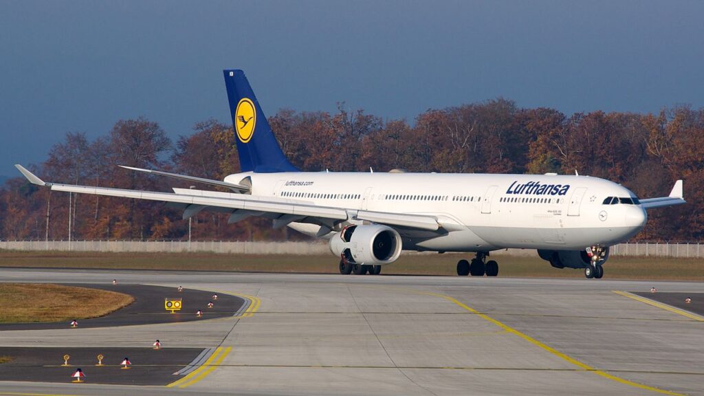 In the third quarter (Q3), all passenger airlines within the Lufthansa (LH) Group reported substantial year-on-year growth in their results.