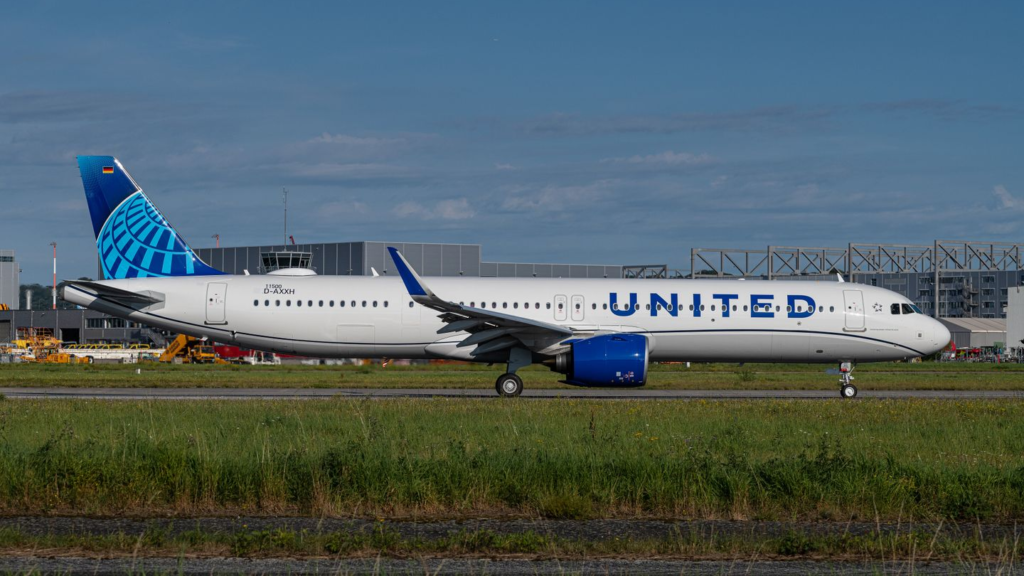 United Airlines (UA), took delivery of its First Airbus A321neo on October 12, 2023. This marks the carrier's first delivery of an Airbus aircraft since October 2002. 