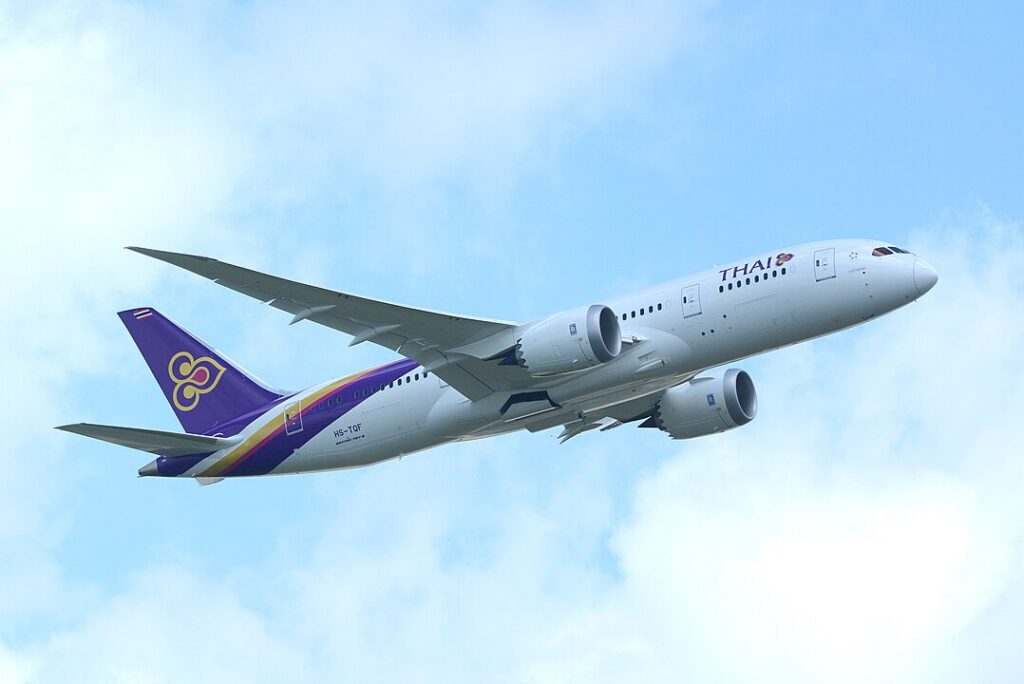 Thai Airways reported an operating profit of Bt7.7 billion ($212 million) for the three months ending on September 30