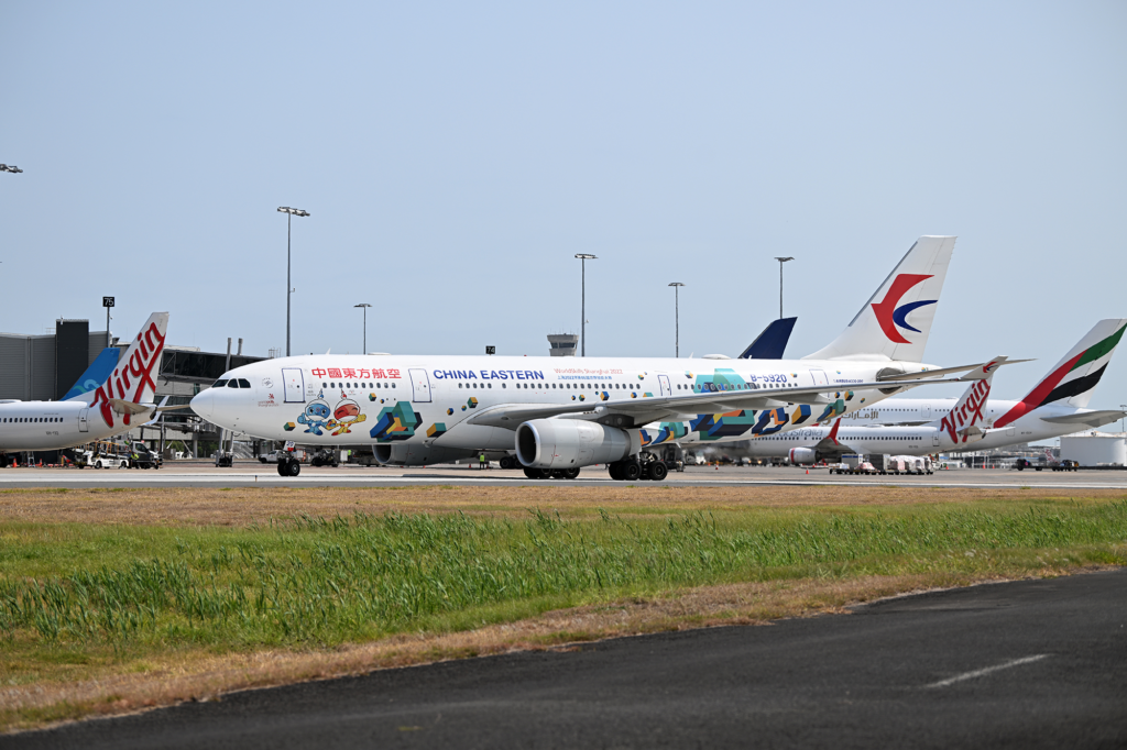 China Eastern Airlines (MU) flight MU715 touched down at Brisbane Airport (BNE), re-establishing the crucial connection with Queensland's most valuable tourism market.