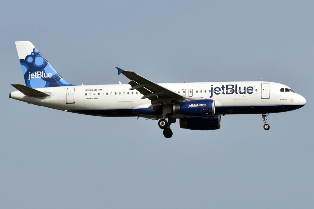 JetBlue (B6) Airways has officially commenced service between New York's John F. Kennedy International Airport (JFK) and Philip S. W. Goldson International Airport (BZE) in Belize City, Belize.