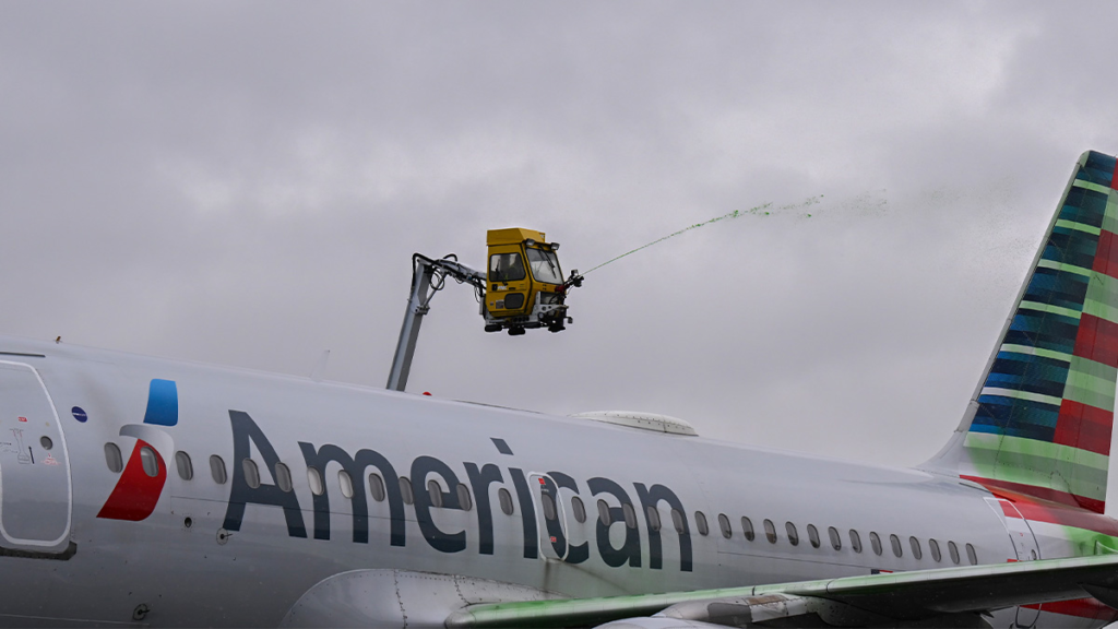 American Airlines Deicing