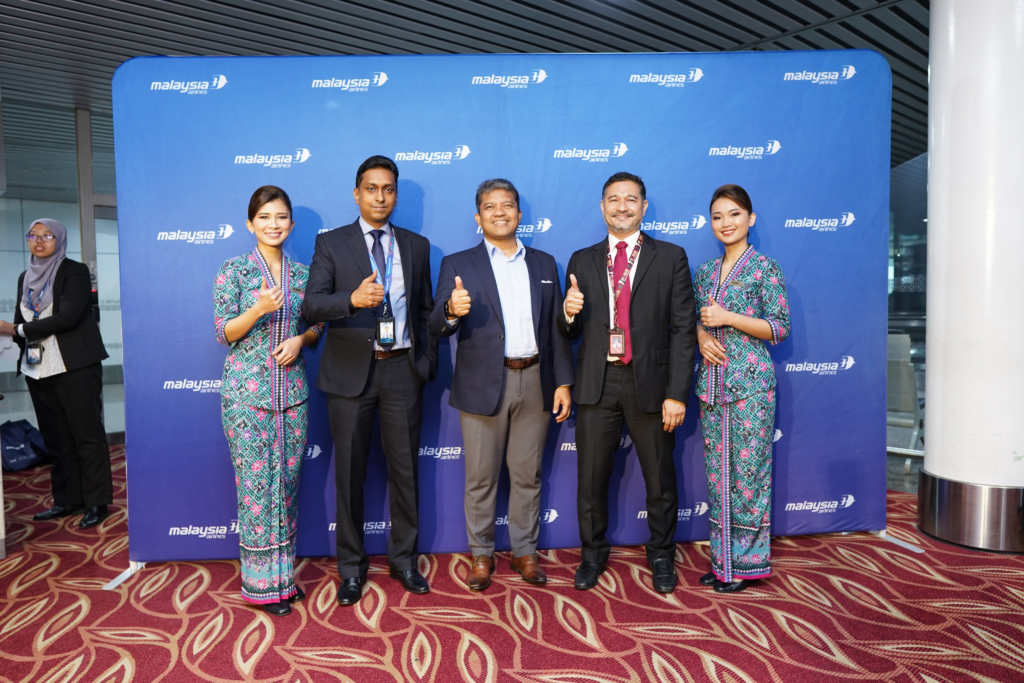 Malaysia Airlines (MH) celebrated the initiation of its first-ever flight from Kuala Lumpur International Airport (KUL) to Sardar Vallabhbhai Patel International Airport (AMD) in Ahmedabad, India, with a farewell event at KLIA Terminal 1 today.