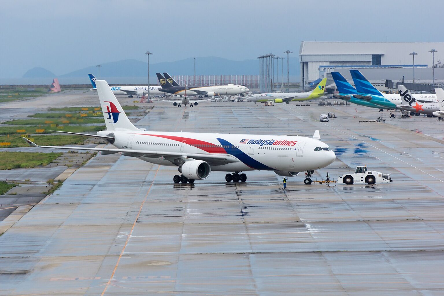 Malaysia Airlines Reportedly Set to Bring Boeing Widebodies Back With 787-10 Order