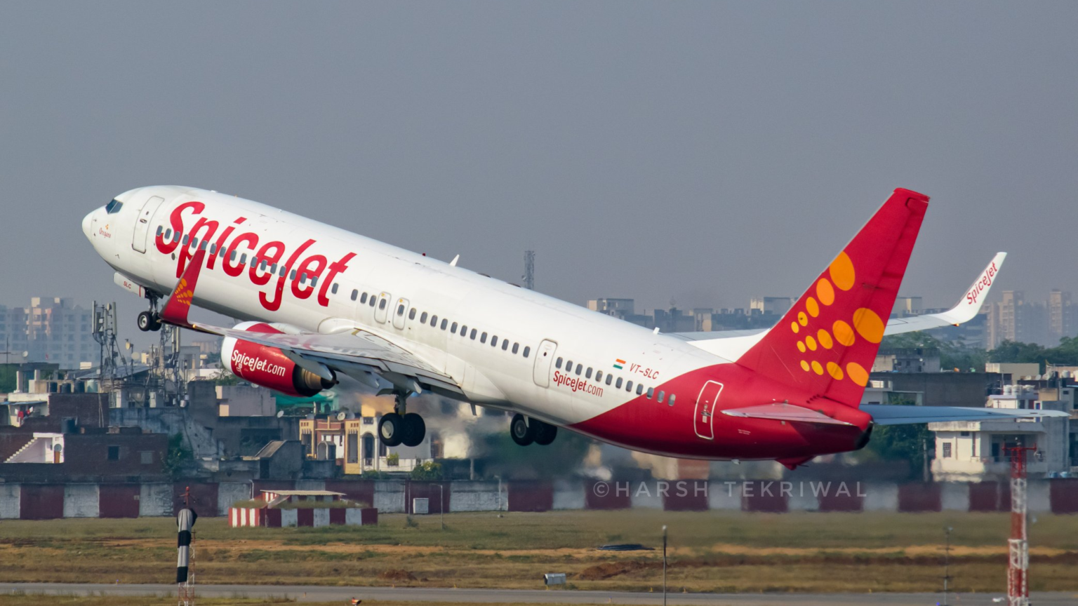 SpiceJet Launches Special flights to Prayagraj from 4 Indian cities
