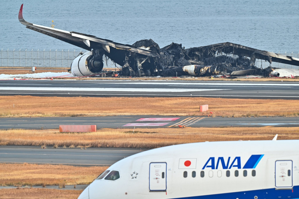 Japan Crash: Coastguard Instructed to 'Hold Short of Runway' Before Collision with JAL A350