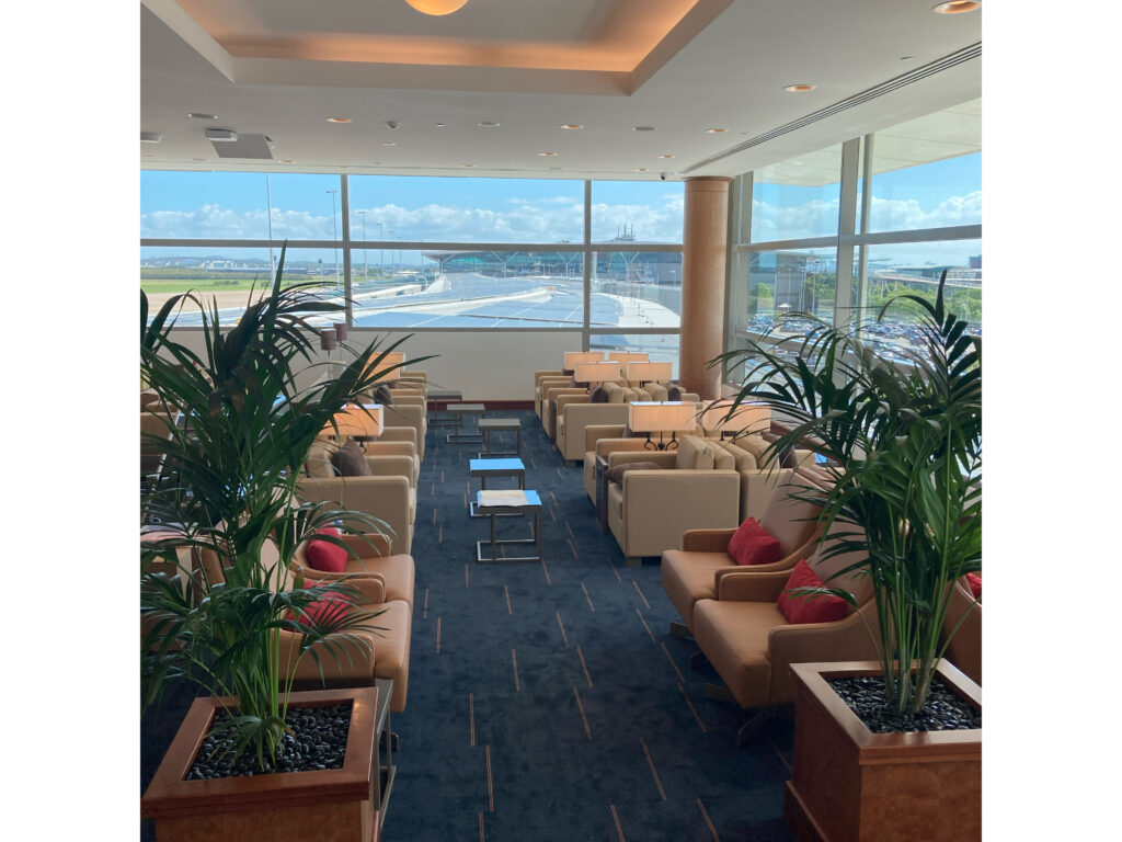 Emirates (EK) is set to reopen its upgraded lounge at Brisbane Airport (BNE) on February 3, extending a warm welcome to First and Business Class travelers, along with eligible Emirates Skywards members