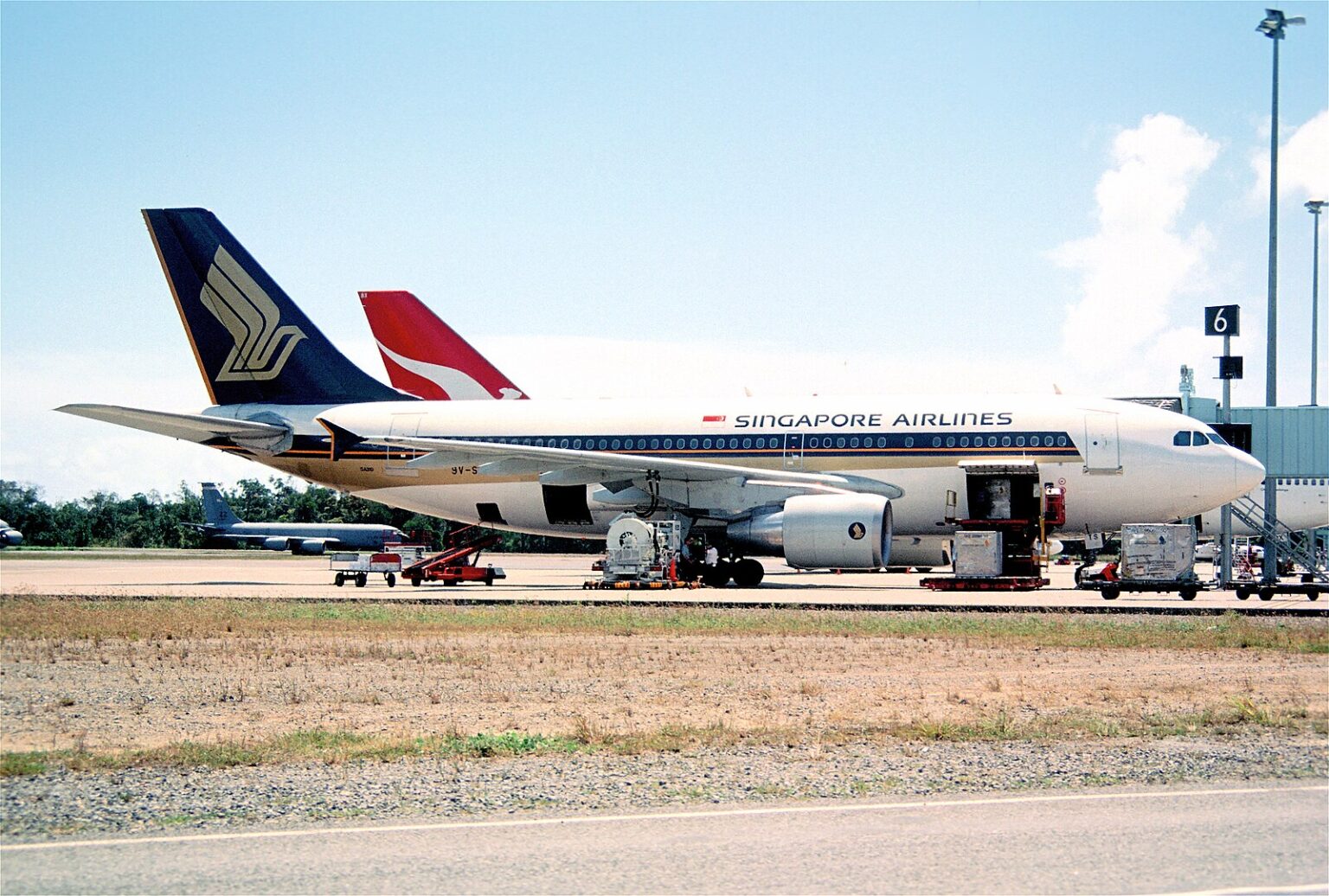 Today in Aviation: Singapore Airlines Flight 117 Hijacked by Pakistani Terrorists