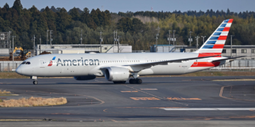 American Airlines 787