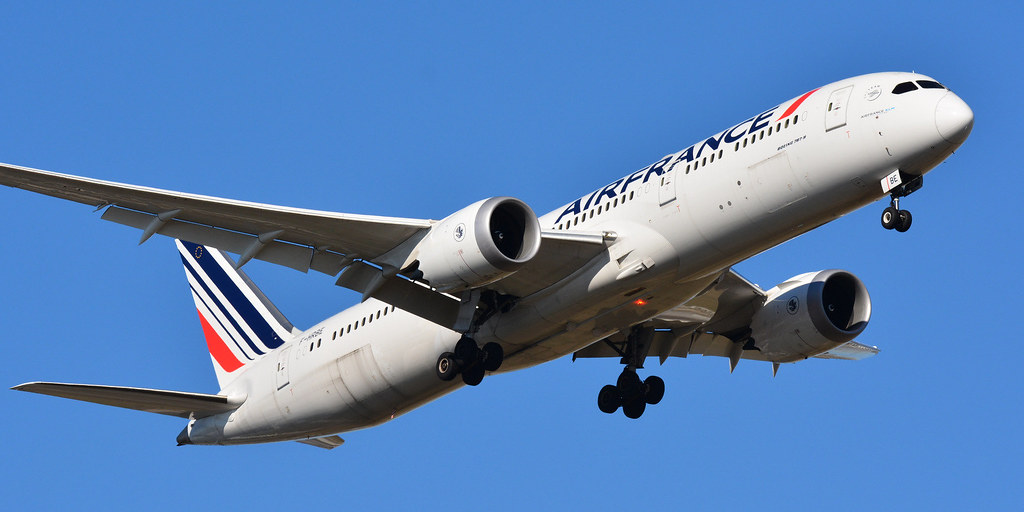 Air France (AF) re-established the connecting Flight between Paris (CDG) and Denver (DEN) following a five-month break, commencing on Sunday.