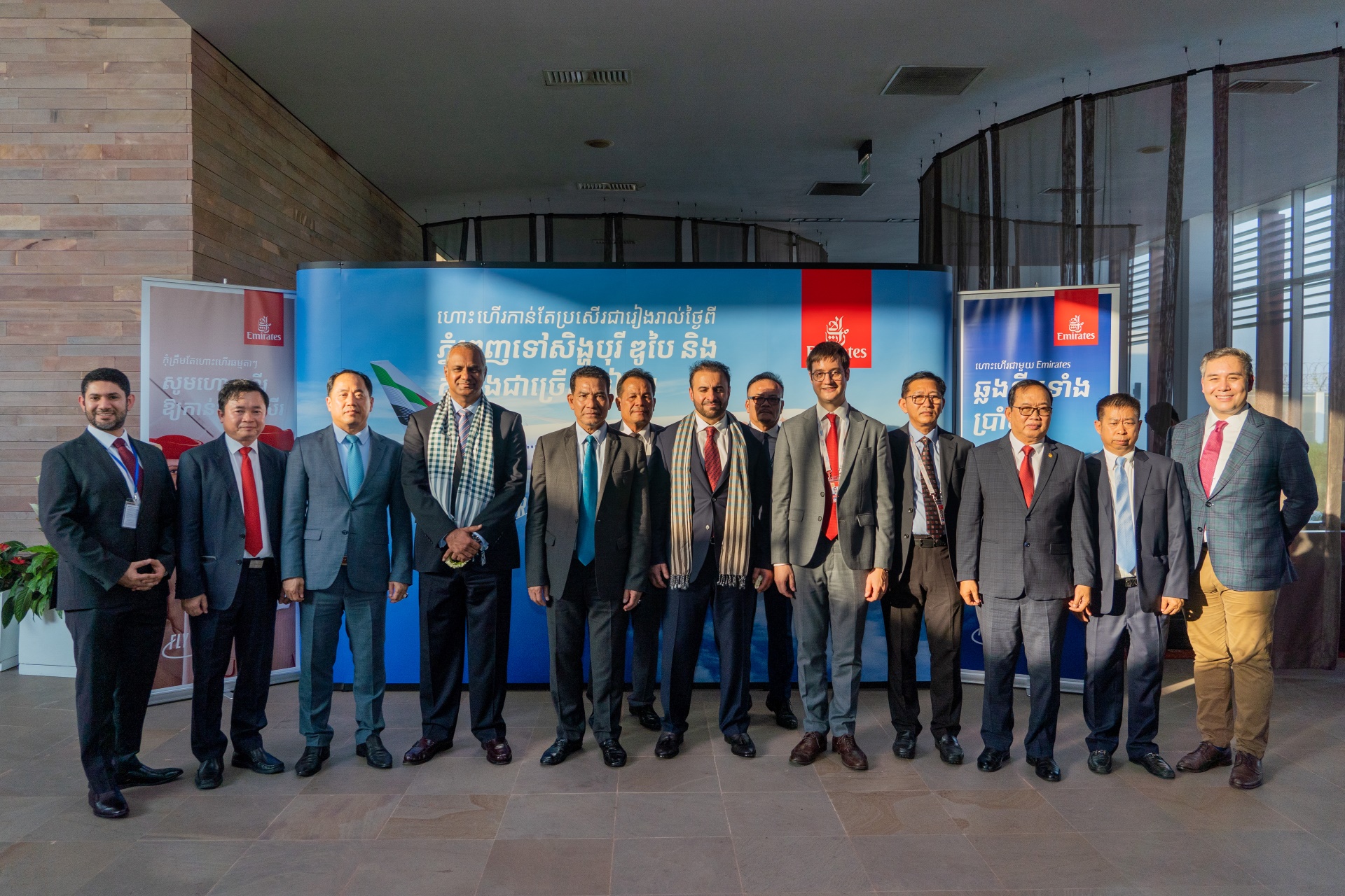 Emirates Restarts Flight to Phnom Penh via Singapore with 777 ...