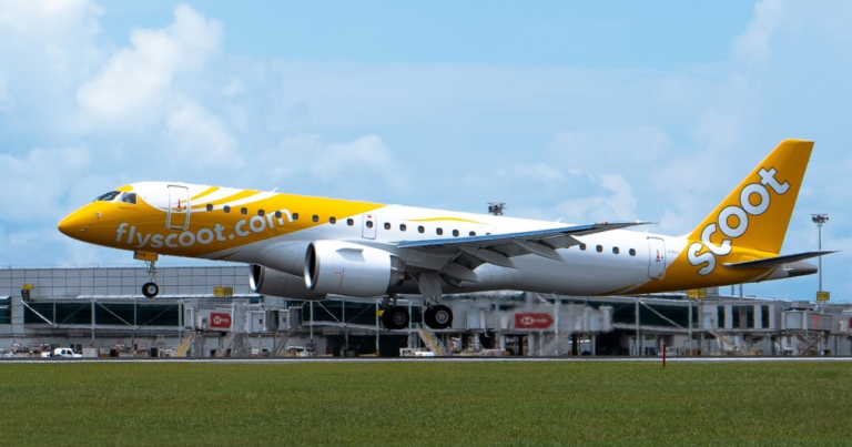 Scoot First Embraer E2