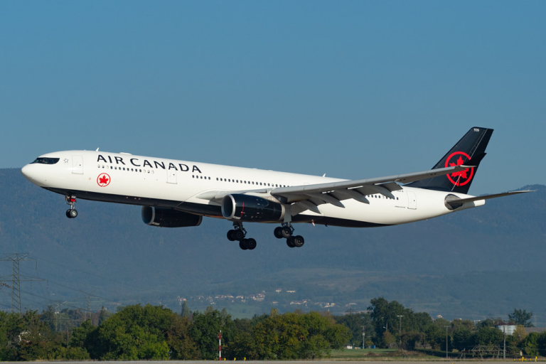 Air Canada Emergency Landing at Dublin