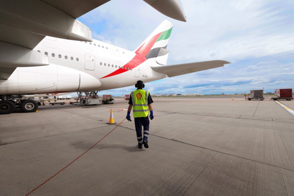 Flag carrier of UAE, Emirates (EK), has received sustainable aviation fuel (SAF) from Shell Aviation at London Heathrow Airport (LHR).