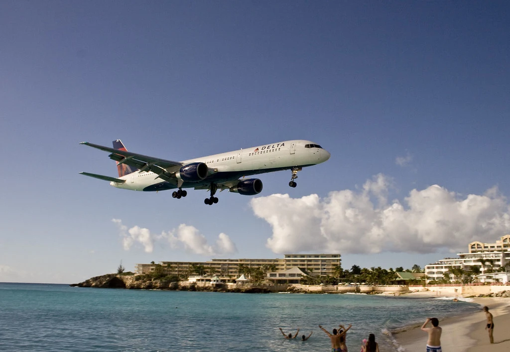 This winter, Delta Air Lines (DL) is introducing new travel options from Minneapolis-Saint Paul (MSP) to the tropical paradises of Aruba (AUA) and St Maarten (SXM).