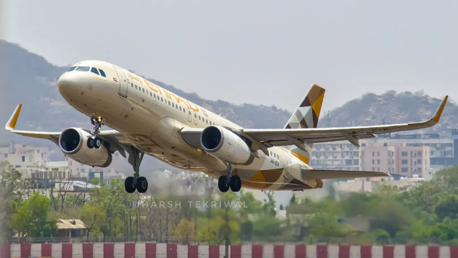 Etihad Doubles Flights to One of the Most Dangerous Countries in the World