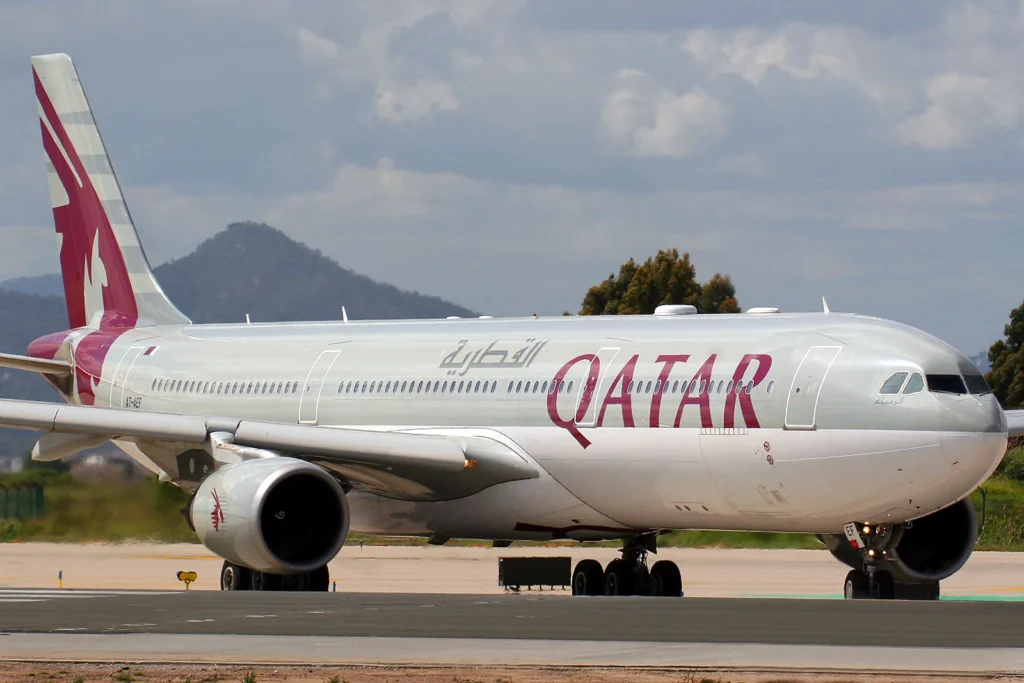 Qatar Airways (QR) has announced the suspension of its direct flight service between Toulouse (TLS), the home of Airbus, and Doha (DOH), less than a year after its launch. 