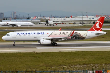 Turkish Airlines Adds Third London Airport in New UK Expansion