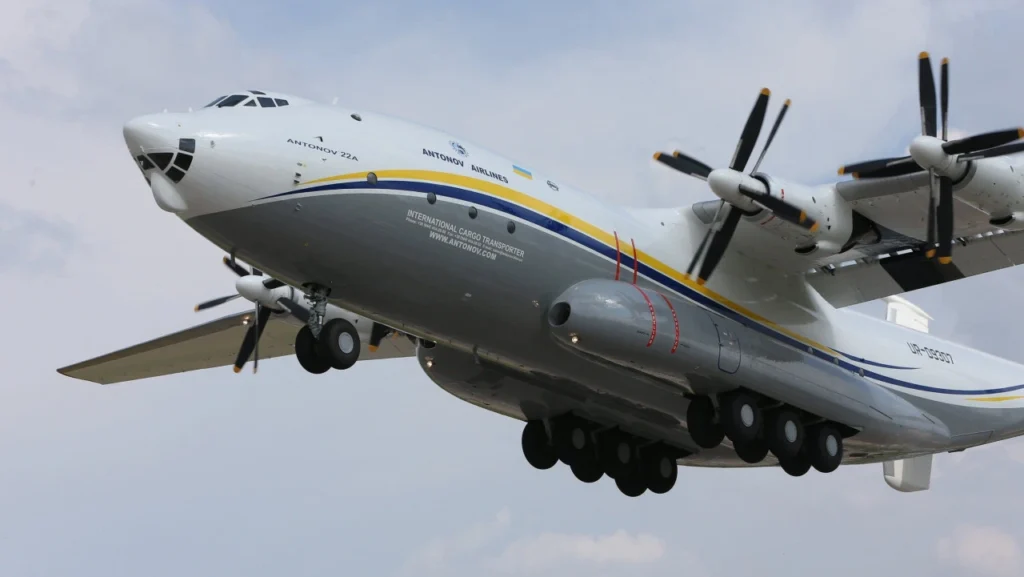 Antonov An 22 Antei 