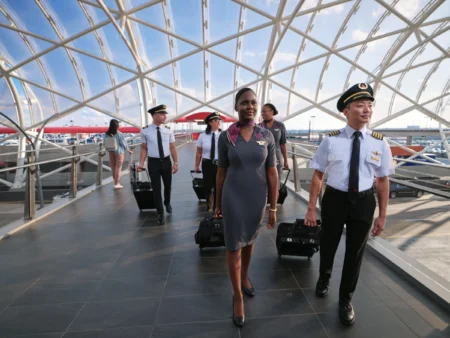 Delta Crew Bags Sparks Overhead Bin Space Outrage on New York–ATL Flight