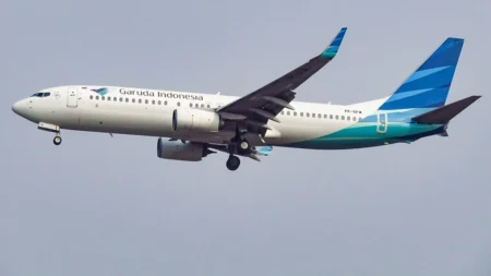 Garuda Indonesia 737 Rejects Takeoff Amid Fuel Leak at Jakarta Airport