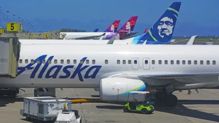 Alaska Hawaiian Airlines $1.9 Billion Merger Clears Major Hurdle