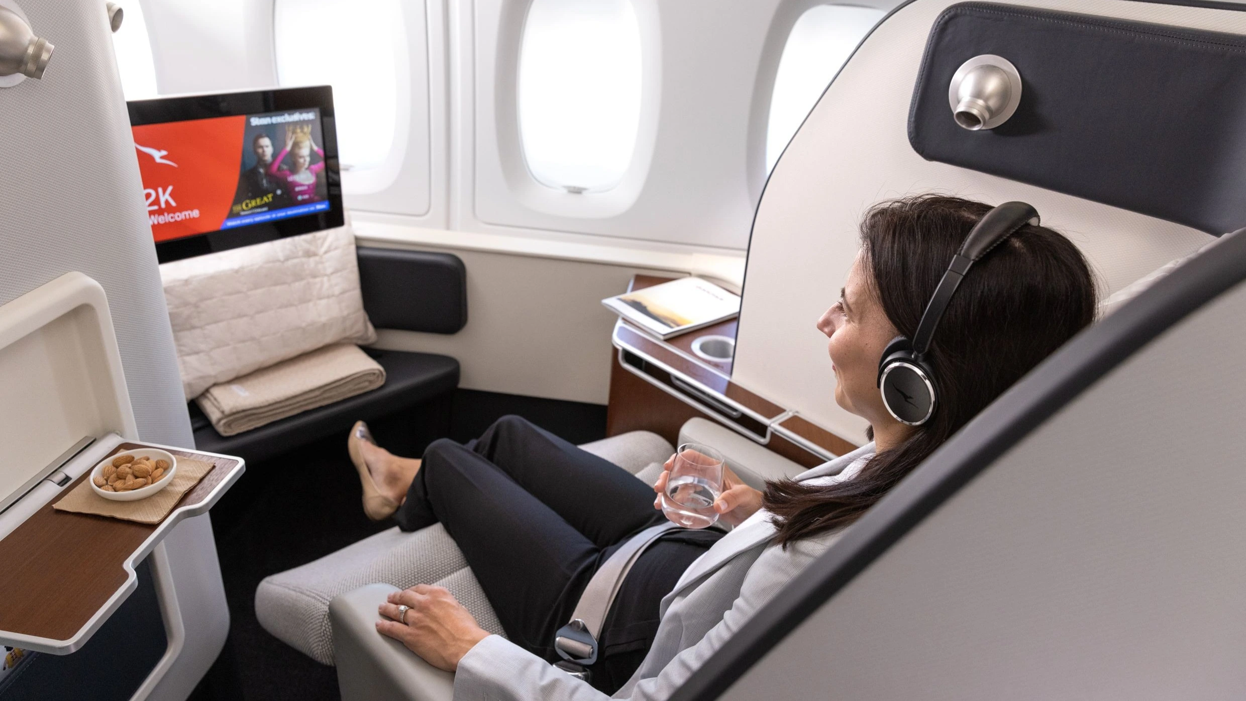 Hacks to Fly Business Class Without Paying Full Flight Ticket Cost