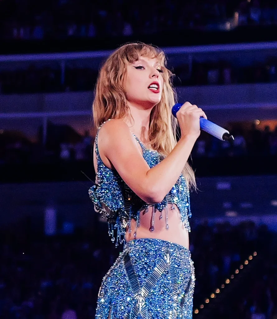 United Airlines Expects Strong Demand Amid Taylor Swift Eras Tour