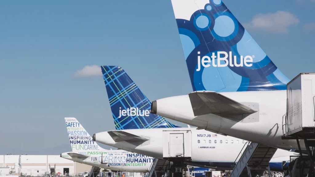 JetBlue Airways (B6) discontinued hot Meals for Economy on Transatlantic Flights from October 1, 2024, and removed one flight attendant.