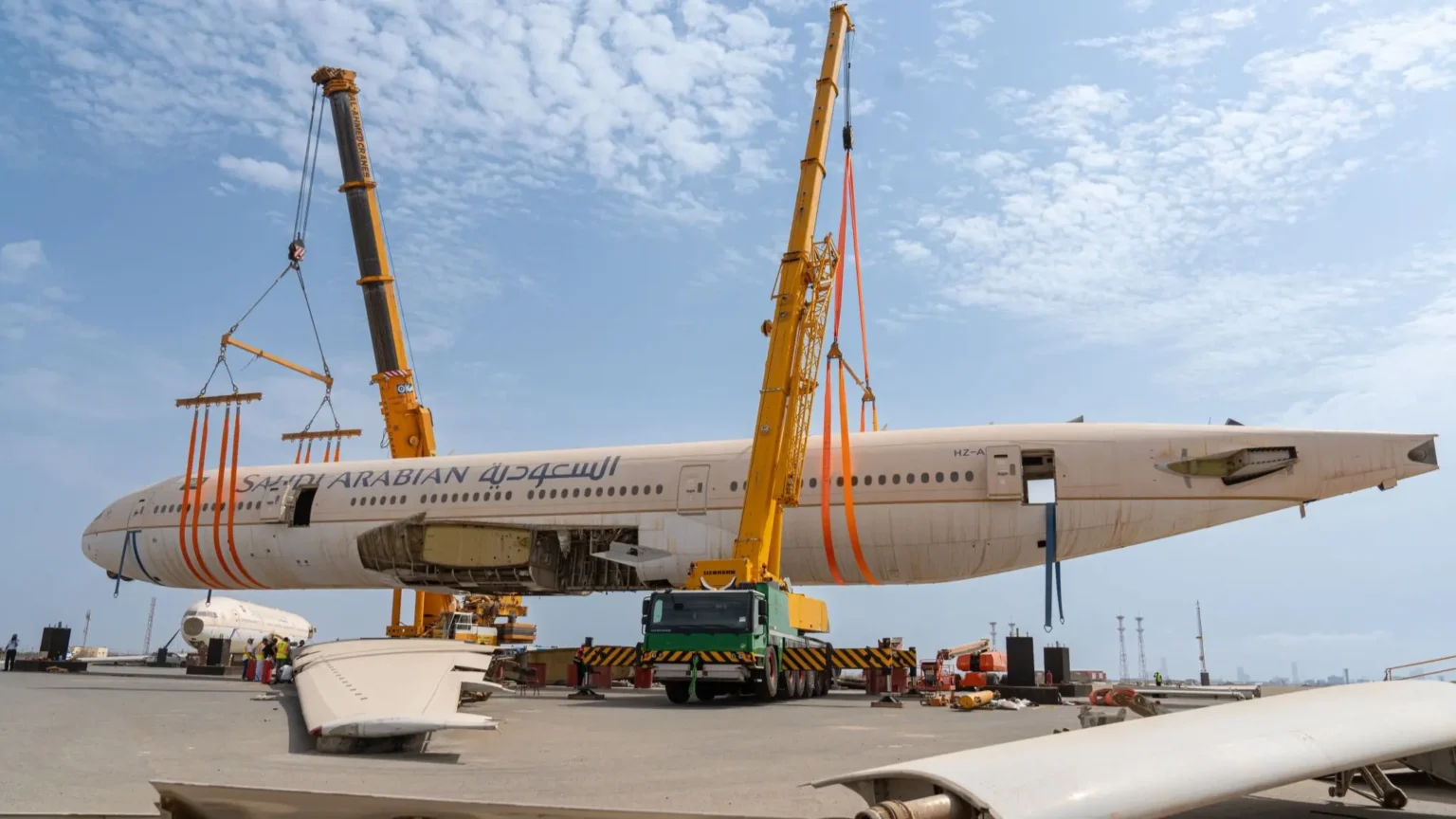 Over 10 Airbus A320neo and Boeing 737 MAX Jets Set for Dismantling